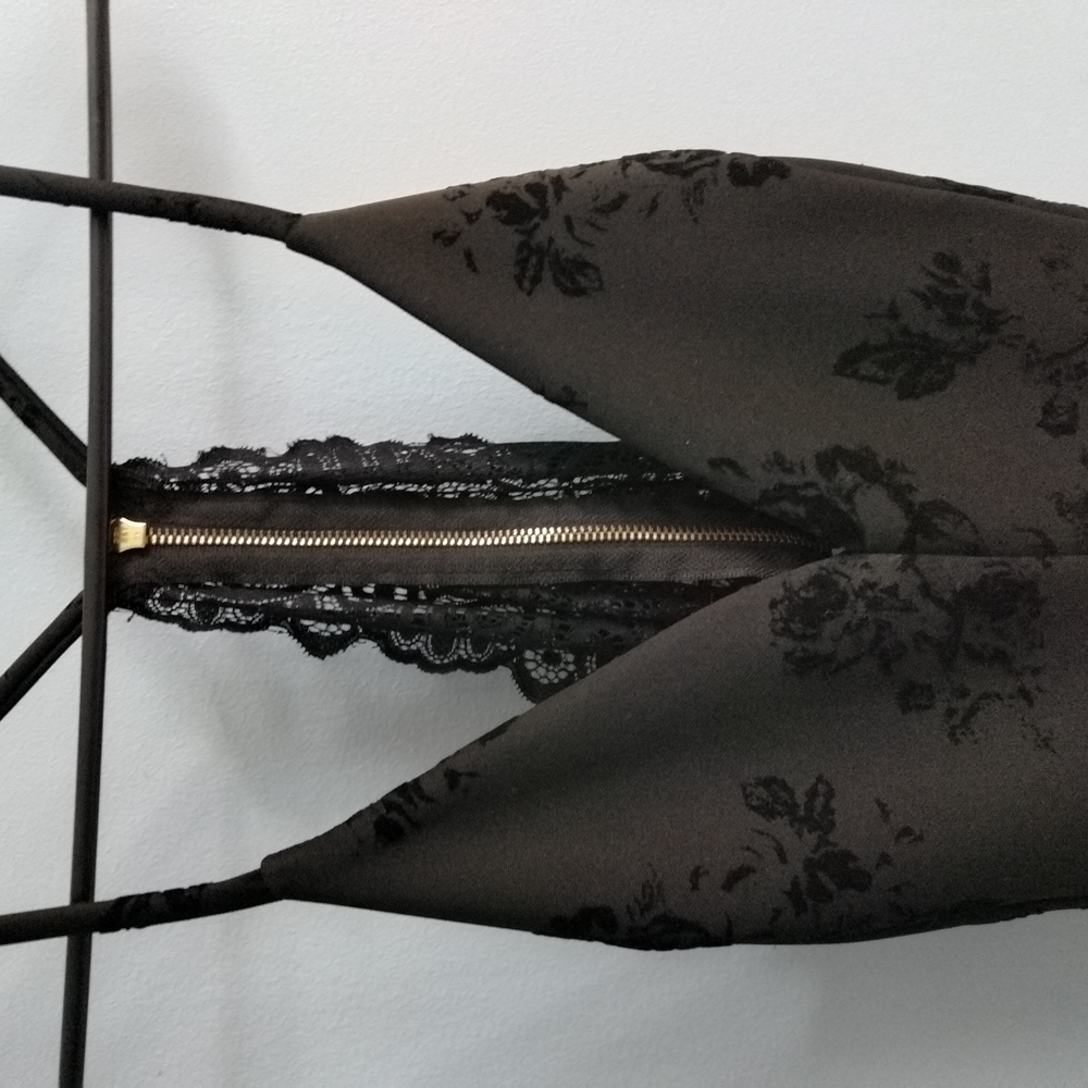 Sleeveless Black Lace-Trim Floral Dress